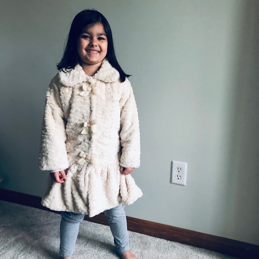 Classic Faux Fur Cream Widgeon Coat